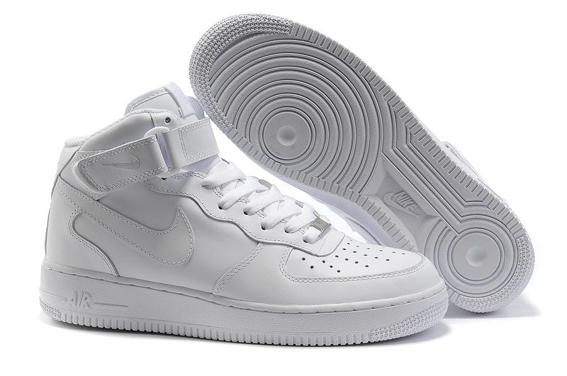 basket nike air force one femme pas cher